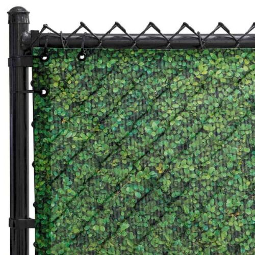 Boxwood Hedge Designer Scenic Fence Screen, 25' x 5'8"  - Lot 277