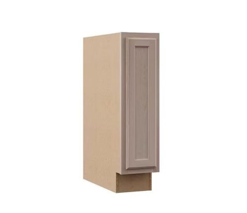 Hampton Bay 9 in. W x 24 in. D x 34.5 in. H Assembled Base Kitchen Cabinet in Unfinished with Recessed Panel - Lot 309