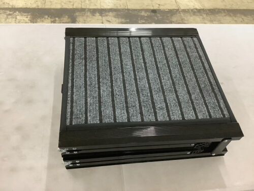 Foldable Pet Ramp  - Lot 417