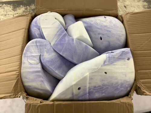 ELEMUSE 3 Inch Ventilated Design Memory Foam Full Mattress Topper  - Lot 418