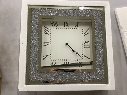 Diamond Mirror Clock - Loose Parts  - Lot 754