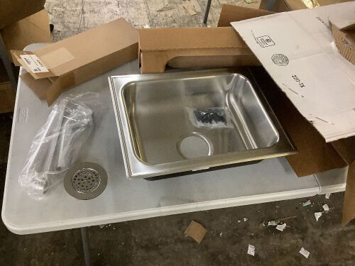 Stainless Steel Top Mount Single Compartment Stylist Sink - Lot 104