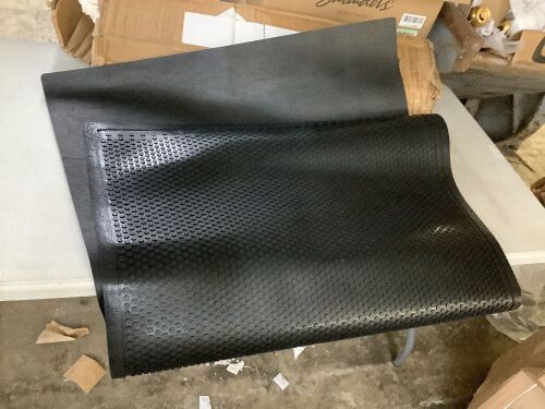 3' x 5' Floor Mat  - Lot 147