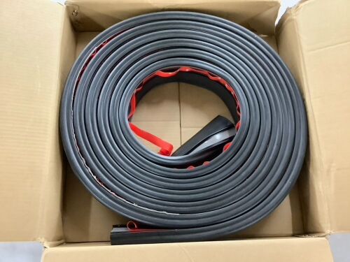 RV Slide Out Rubber Seal,  2" Wiper Seal Base with 1" EKD D Bulb Seal, 18 Feet - Lot 672