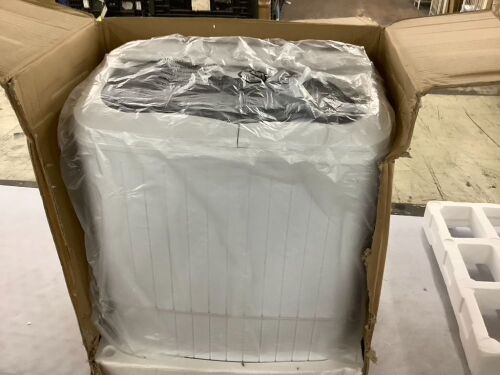 INTERGREAT Portable Washing Machine - Lot 670