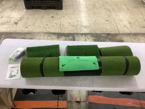 5x4ft Golf Hitting Mat with Interchangeable Inserts  - Lot 469