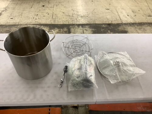 Stainless Steel Canner Stock Pot - Lot 179