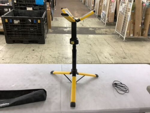 Rechargeable Work Light with Stand - Broken Leg Piece  - Lot 570