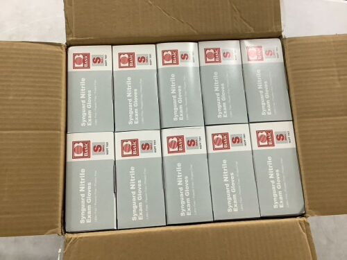 Case of Synguard Nitrile Exam Gloves, Small  - Lot 484