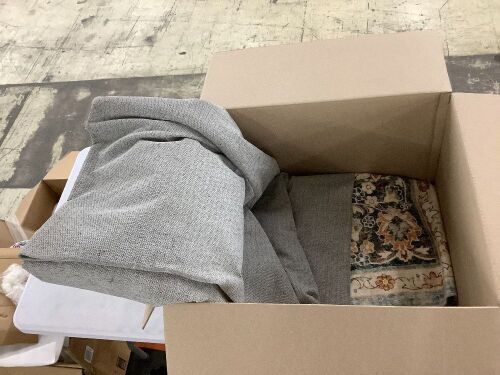 Area Rug, Unknown Size  - Lot 834