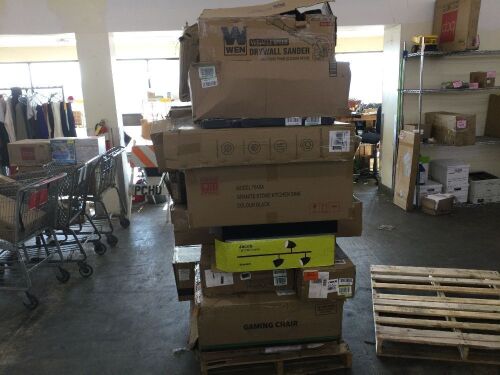 Salvage Pallet. Items Will Be Damaged and Incomplete.  - Lot 309