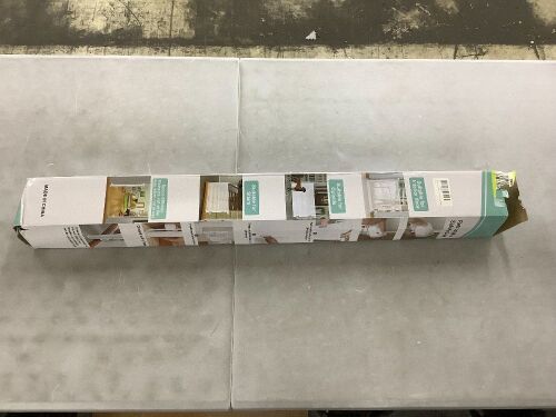Retractable Baby Gate  - Lot 723