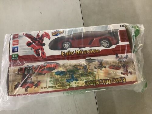 Set of 2 1/18 Scale Interactive RC Transforming Drifting Robot Sports Car Action Figure Toys  - Lot 747