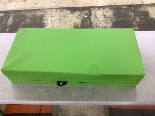72" x 39" Gym Mat - Lot 737
