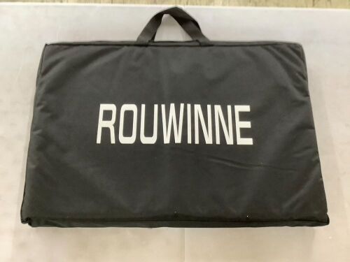 Back Seat Extender for Dogs - Lot 673