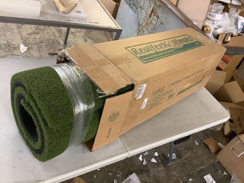 Original Country Club Elite Real Feel Golf Mat 3' x 5'  - Lot 69