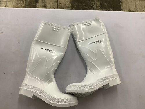 Dunlop Rubber Boots, Size 9 Mens - Lot 317