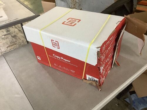 TRU RED 8.5" x 11" Copy Paper 20 lbs. 92 Brightness 5000 Sheets - Lot 457