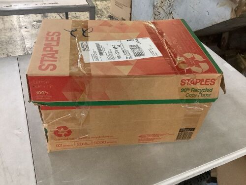 Staples 30% Recycled 8.5" x 11" Copy Paper, 20 lbs., 92 Brightness, 5000 Sheets  - Lot 542