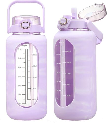 64oz Glass Water Bolttle with Straw - Lot 703