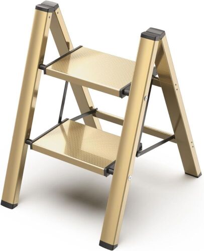 Aluminum Lightweight Folding 2 Step Stool - Lot 618