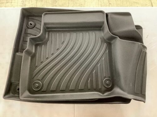 Car Floor Mats - Lot 190