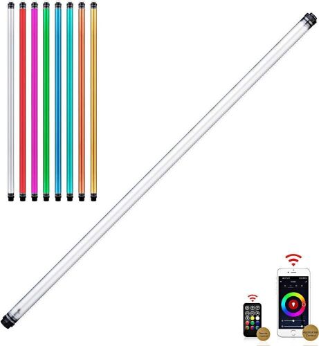  LUXCEO P120 RGB Handheld Photography Light, APP Control 1350 Lumen, 12 Lighting Modes  - Lot 465