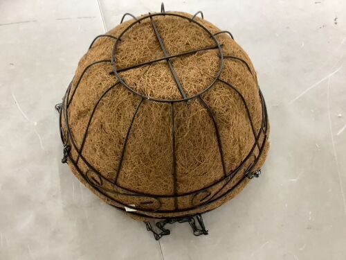 Hanging Plant Basket - Lot 399