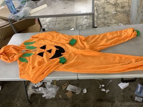 Funziez! Adult Pumpkin Onesie, Medium  - Lot 579