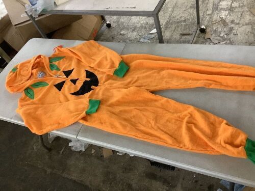 Funziez! Adult Pumpkin Onesie, X-Large - Lot 684