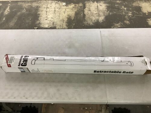 Retractable Baby Gate 42" Tall x 75" Wide  - Lot 520