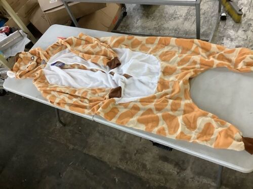 Funziez! Adult Giraffe Onesie, XX-Large - Lot 626