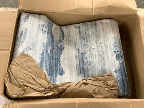 Area Rug, Unknown Size  - Lot 745