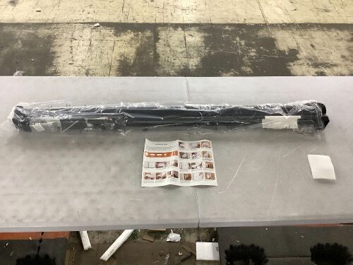 48" Extra Tall Retractable Baby Gate - Lot 693