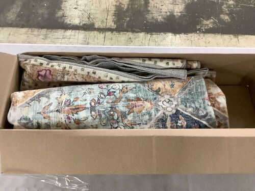 Area Rug, Unknown Size  - Lot 847