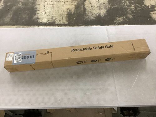 Retractable Baby Safety Gate 59"  - Lot 794