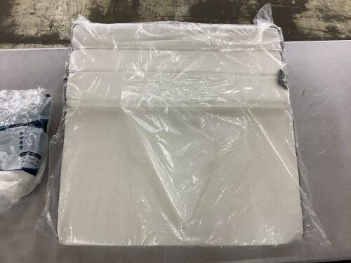 Digar Bed Wedge Pillow  - Lot 482
