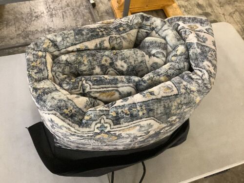 Washable Area Rug, 5' x 8'  - Lot 64