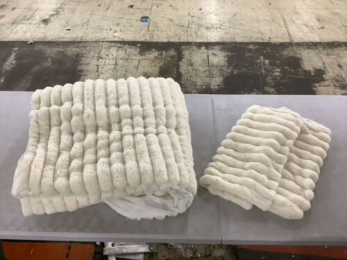 Queen Size Duvet & Pillowcases  - Lot 107
