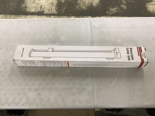 Retractable Baby Gate  - Lot 257