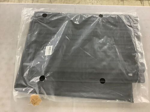 Cargo Mat with Backrest Mat  - Lot 298