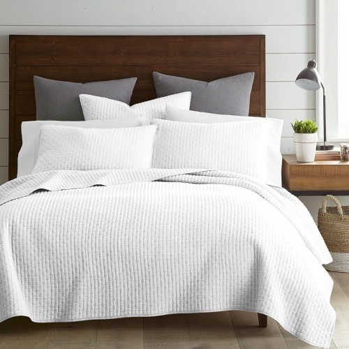 Levtex Home - Cross Stitch Bright White Quilt Set - 100% Cotton - King/Cal King Quilt (106x92in.) + 2 King Shams (36x20in.) - Reversible - Cotton Fabric - Lot 2714