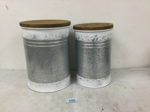 Set of 2 Decorative End Tables - Lot 2791