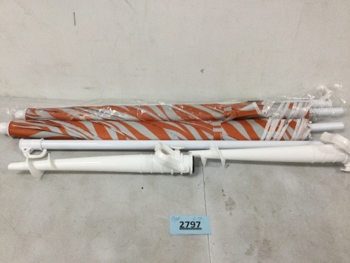 Set of 2 Beach Umbrellas - Lot 2797