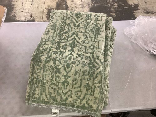 Lahome 8x10 Area Rug - Lot 469