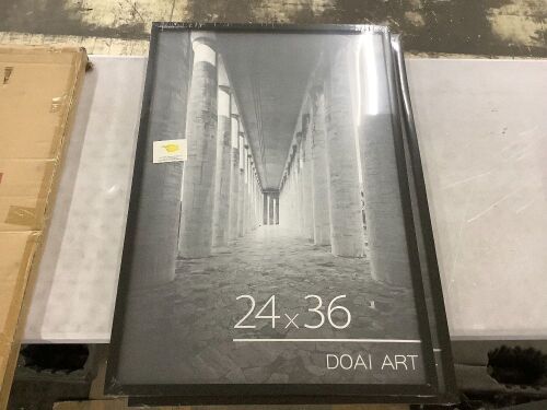DOAI ART 24x36 Poster Frame, Set of 2 - 1 Seperated at Corner  - Lot 670