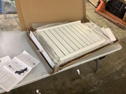 Nalone Chaise Lounge Chair - Small Dent - Lot 67