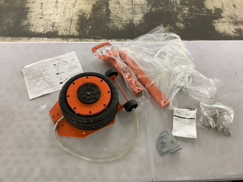 TUFFIOM 3 TonTriple Air Bag Jack  - Lot 692