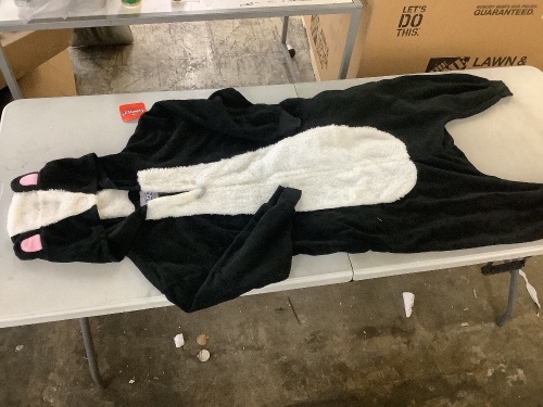 Funziez! Adult Skunk Onesie, Medium - Lot 217