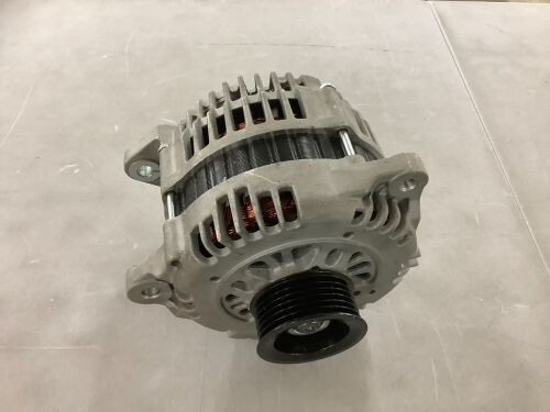Alternator  - Lot 581